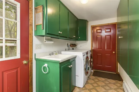 66 Ridgeview Lane New Boston NH 03070