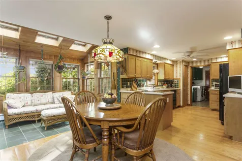 66 Ridgeview Lane New Boston NH 03070