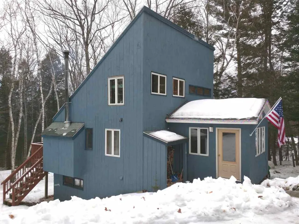 246 Snowood Drive Thornton NH 03285