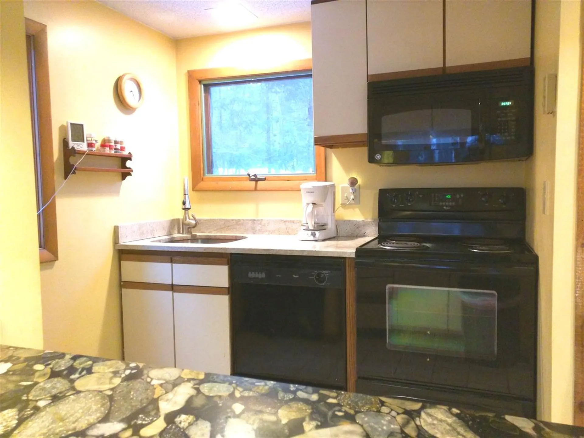 246 Snowood Drive Thornton NH 03285
