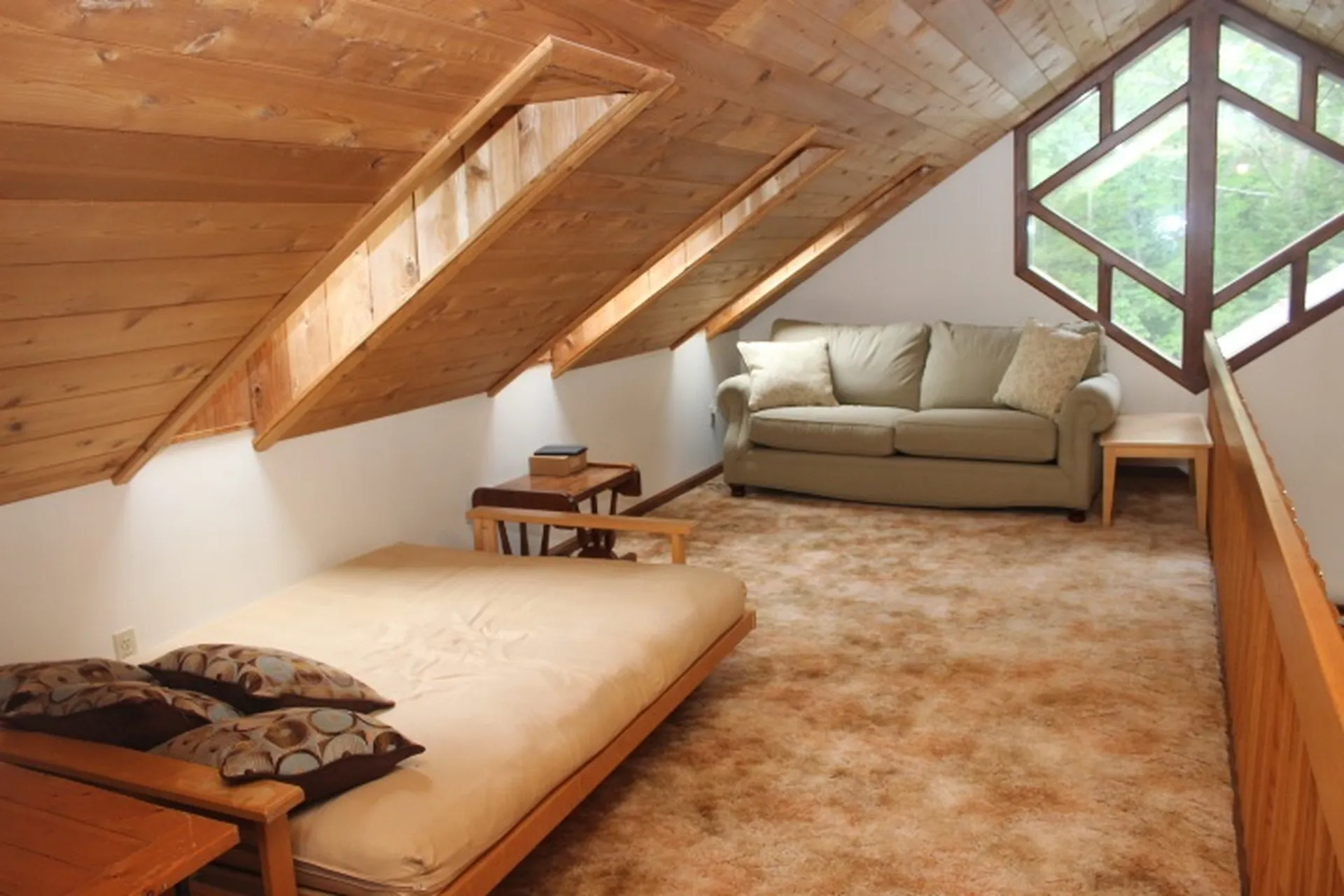 88 Avon Shores Road Moultonborough NH 03254
