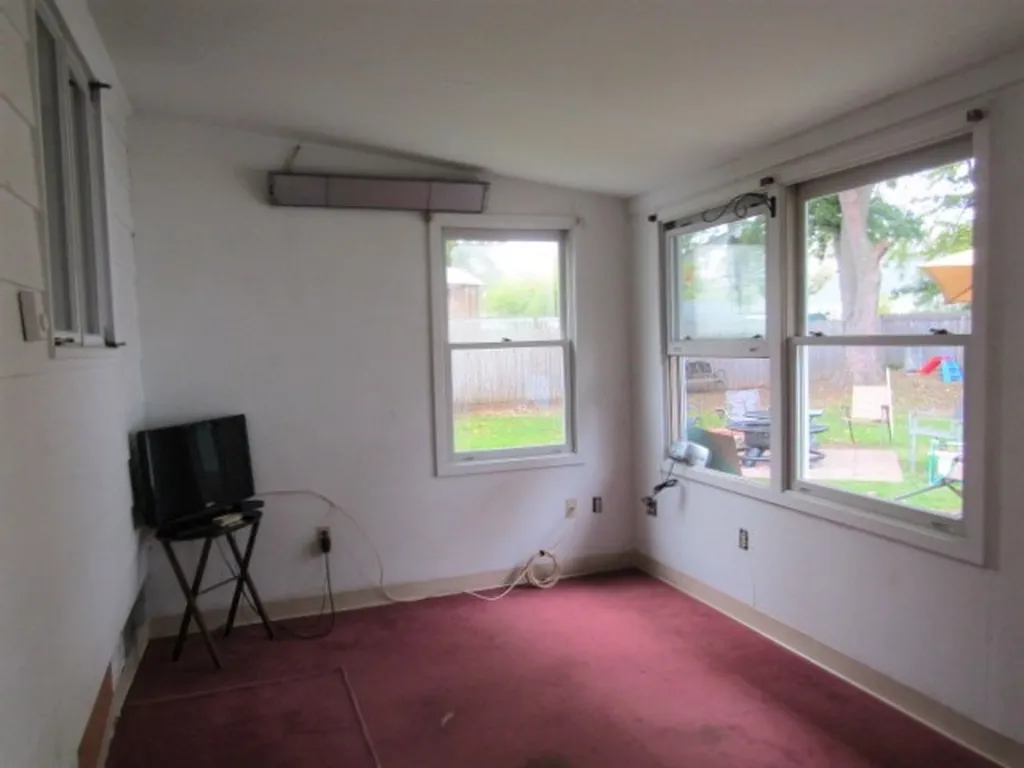 15 Rowland Street Somersworth NH 03878