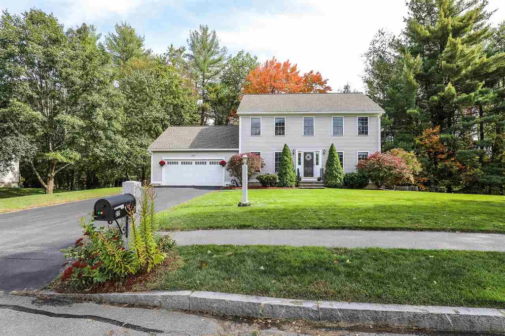 22 Groton Drive Concord NH 03301