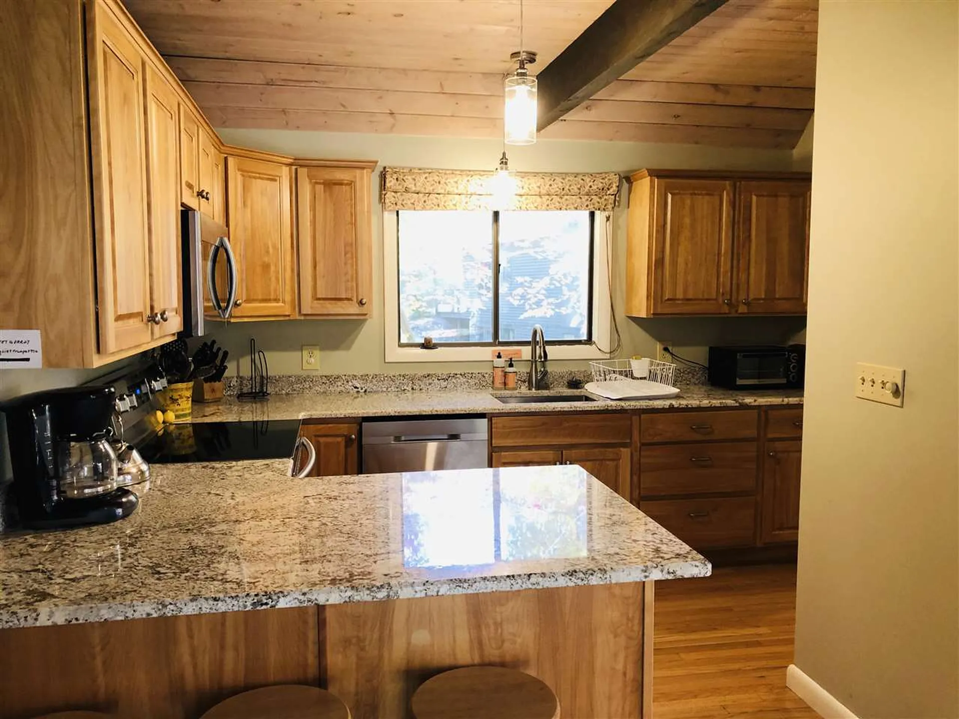 451 Williams Lane Hartford VT 05059