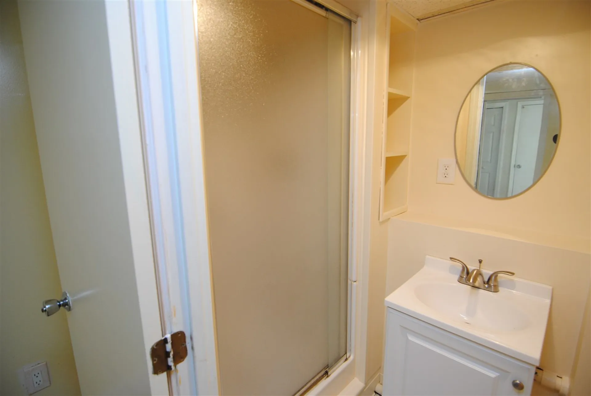 31 New Searles Road Nashua NH 03062
