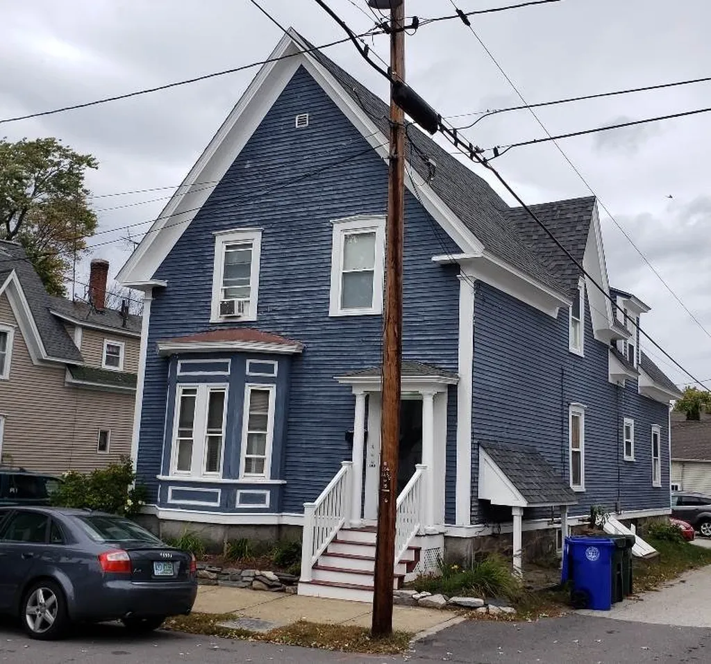 162 Brook Street Manchester NH 03104
