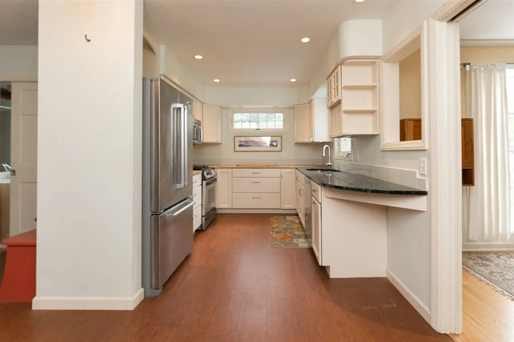 37 Ridgewood Drive Burlington VT 05408