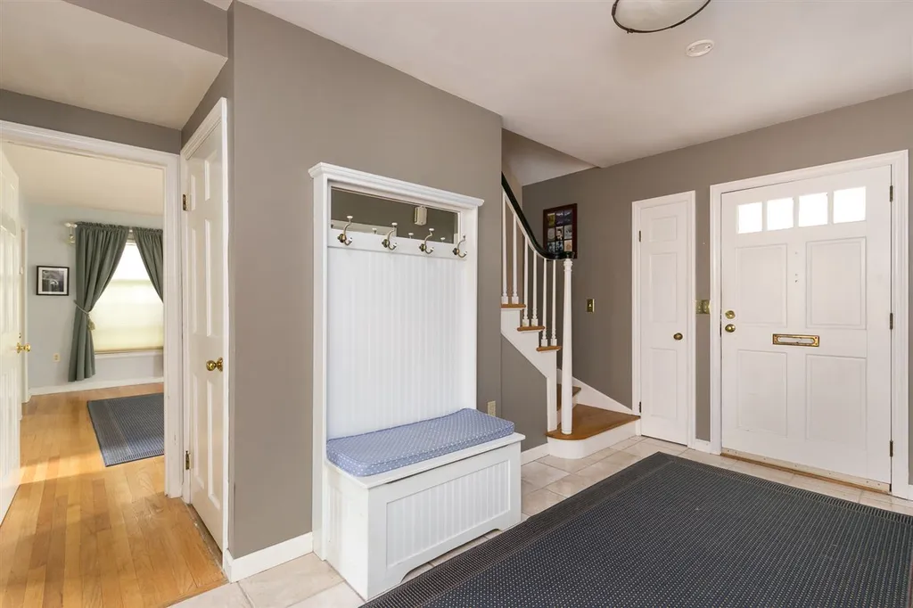 37 Ridgewood Drive Burlington VT 05408