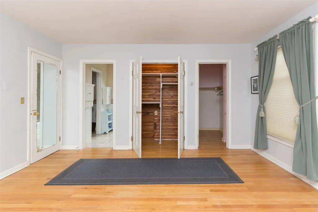 37 Ridgewood Drive Burlington VT 05408
