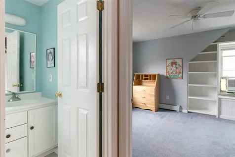 37 Ridgewood Drive Burlington VT 05408