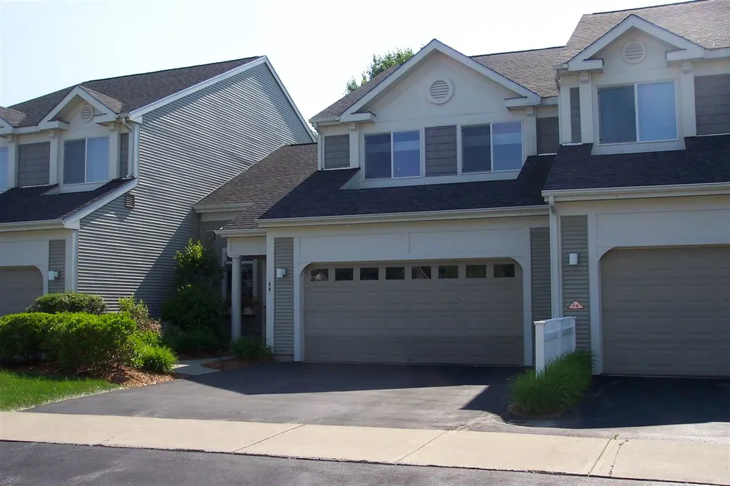 44 Hummingbird Drive South Burlington VT 05403
