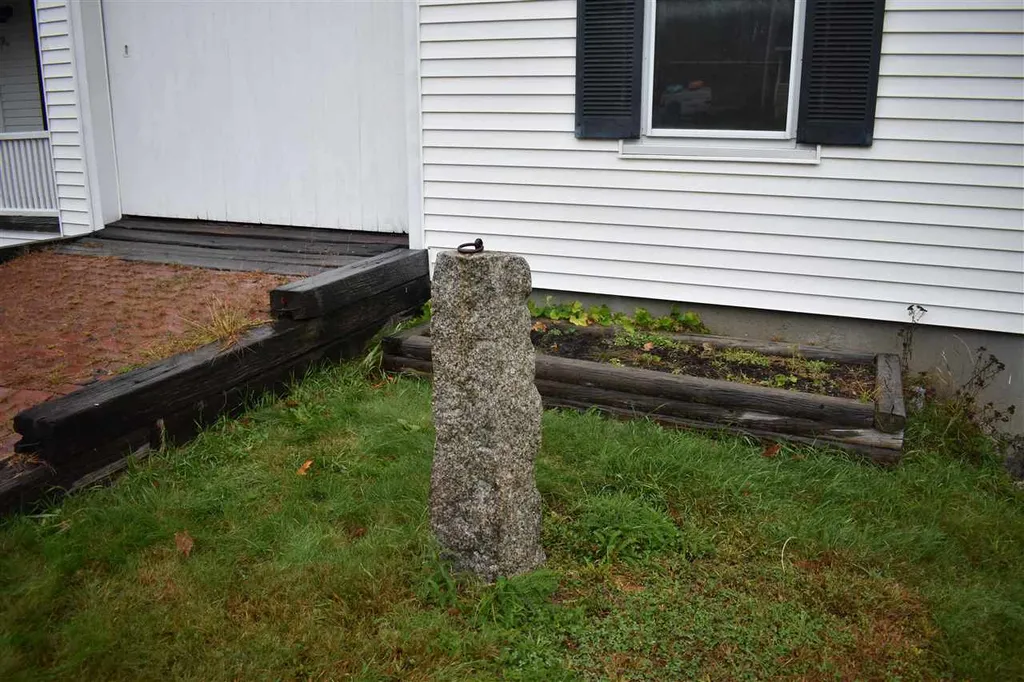 49 Shaker Hill Road Enfield NH 03748