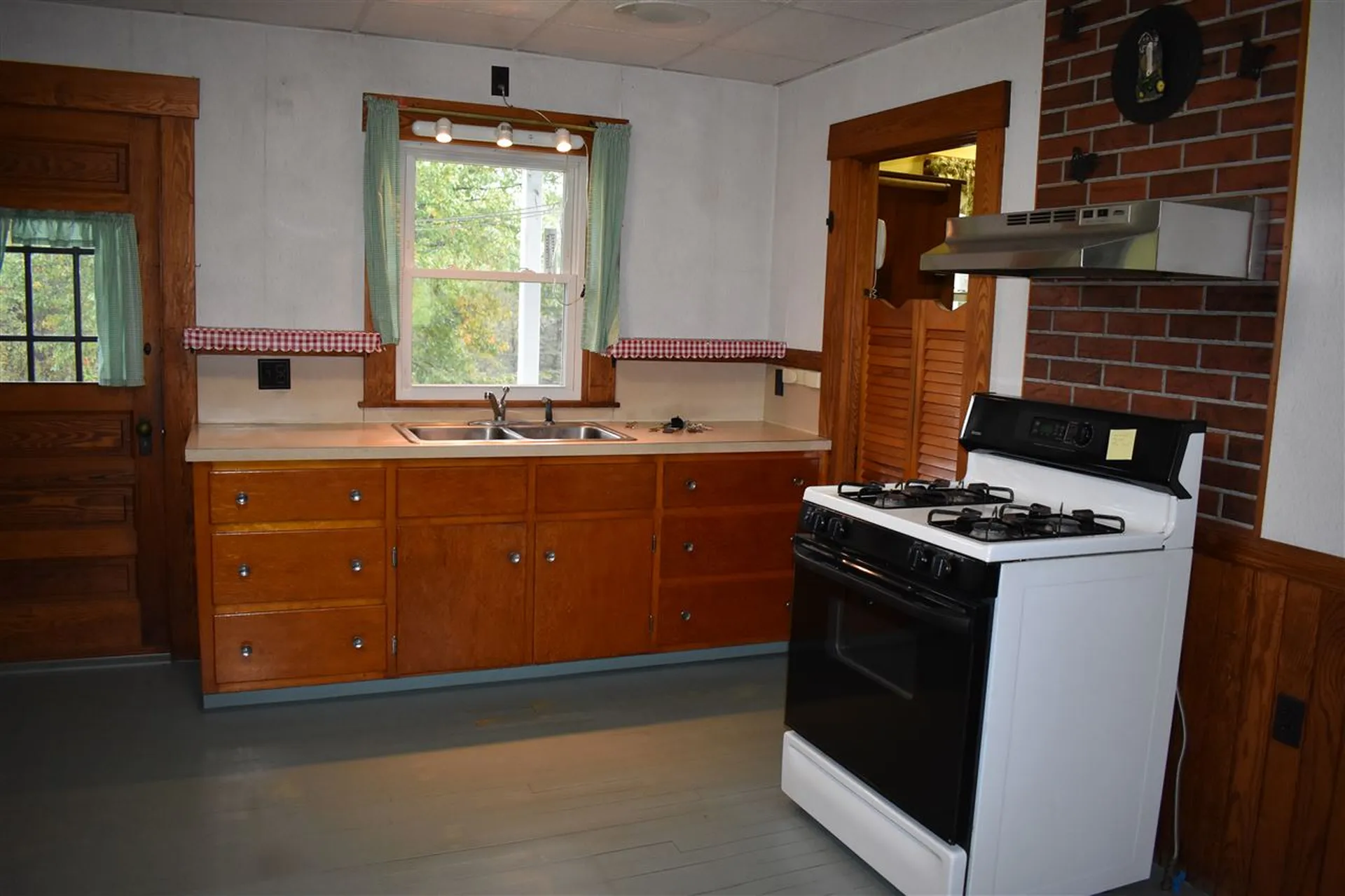 49 Shaker Hill Road Enfield NH 03748