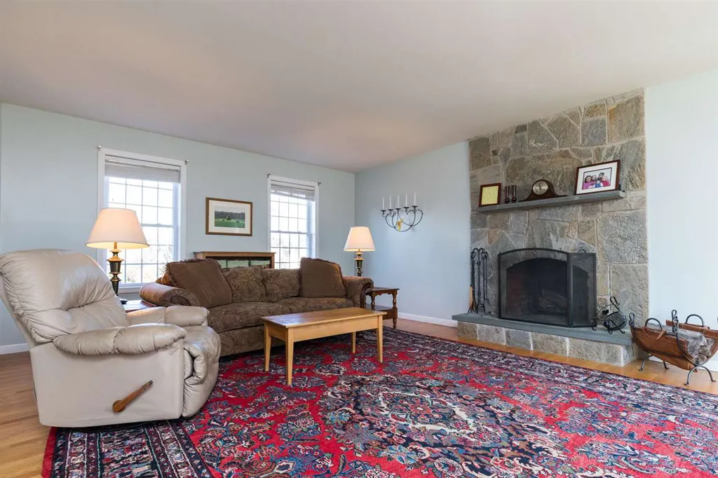 37 Thurston Drive Lee NH 03861