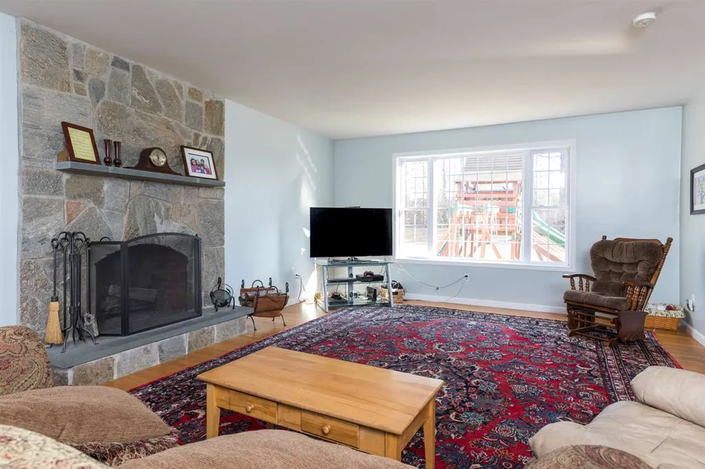 37 Thurston Drive Lee NH 03861