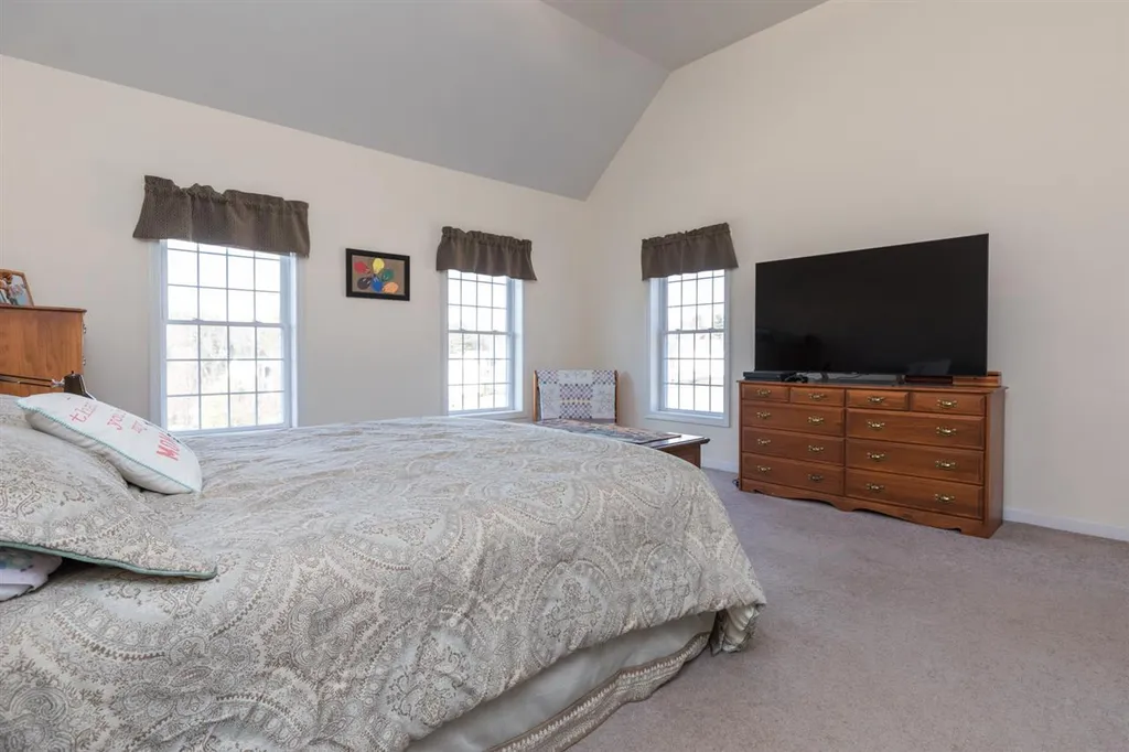 37 Thurston Drive Lee NH 03861