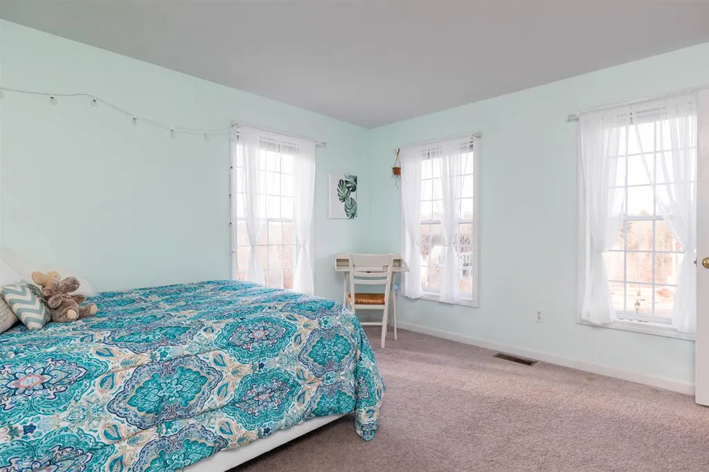 37 Thurston Drive Lee NH 03861