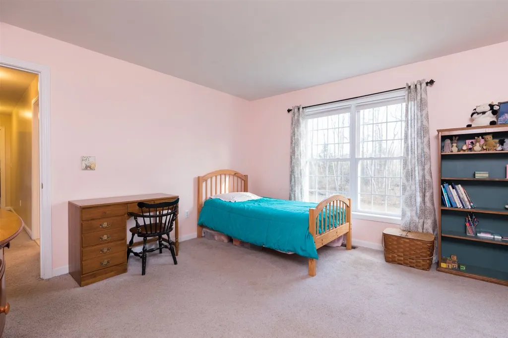 37 Thurston Drive Lee NH 03861