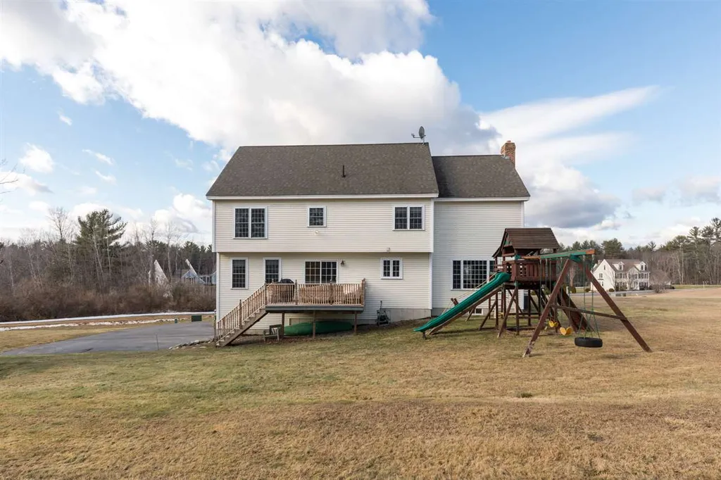 37 Thurston Drive Lee NH 03861