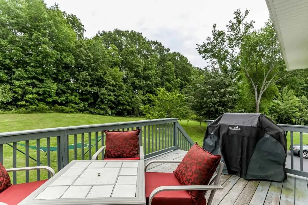 37 Thurston Drive Lee NH 03861
