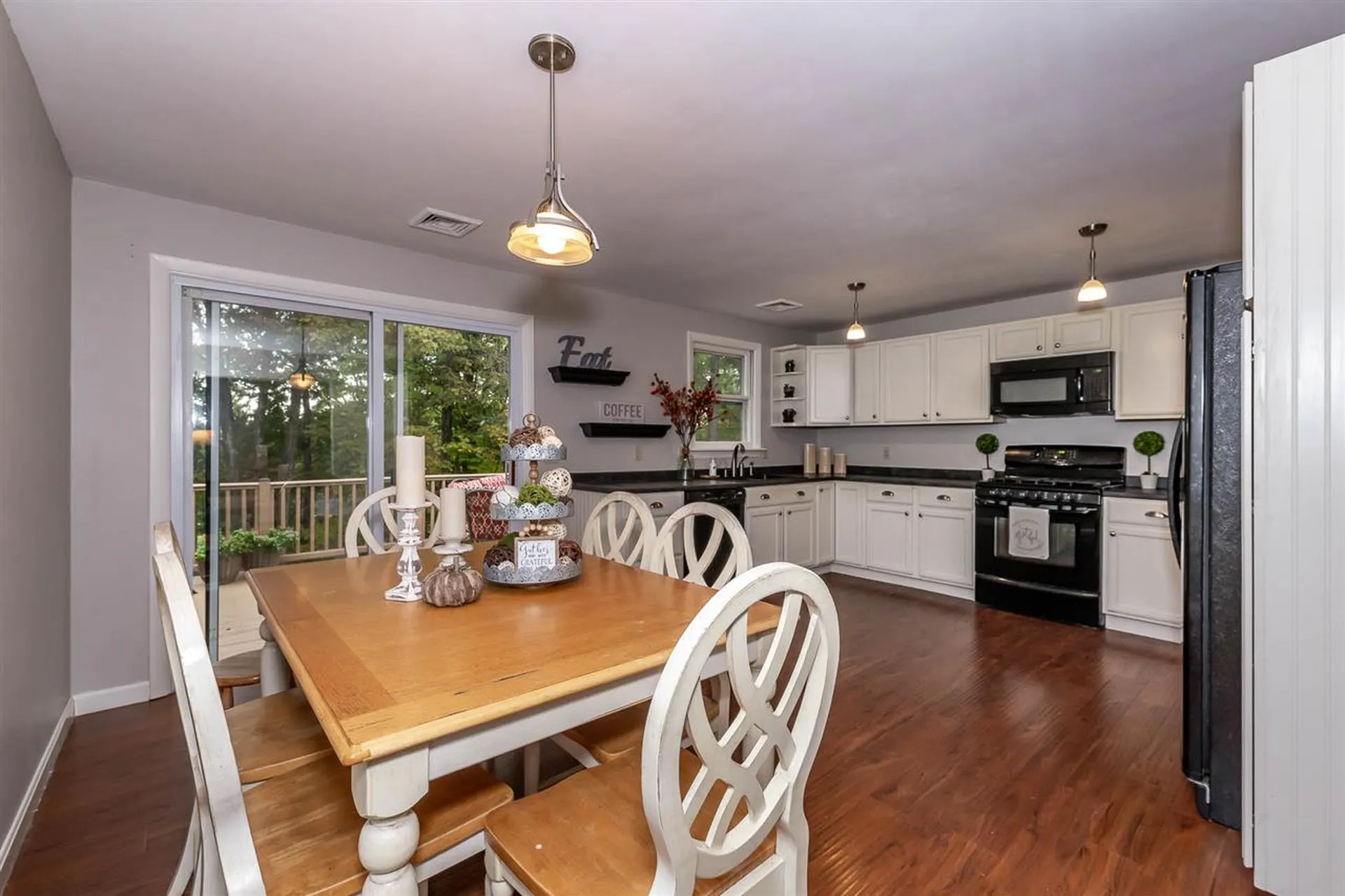 109 Peele Road Nashua NH 03062
