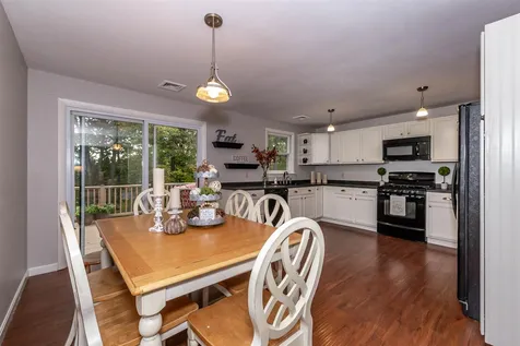 109 Peele Road Nashua NH 03062