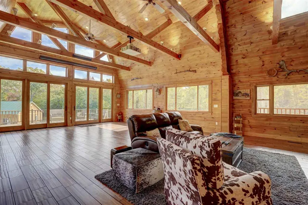 746 River Road Weare NH 03281