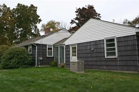1 Langdon Avenue Exeter NH 03833