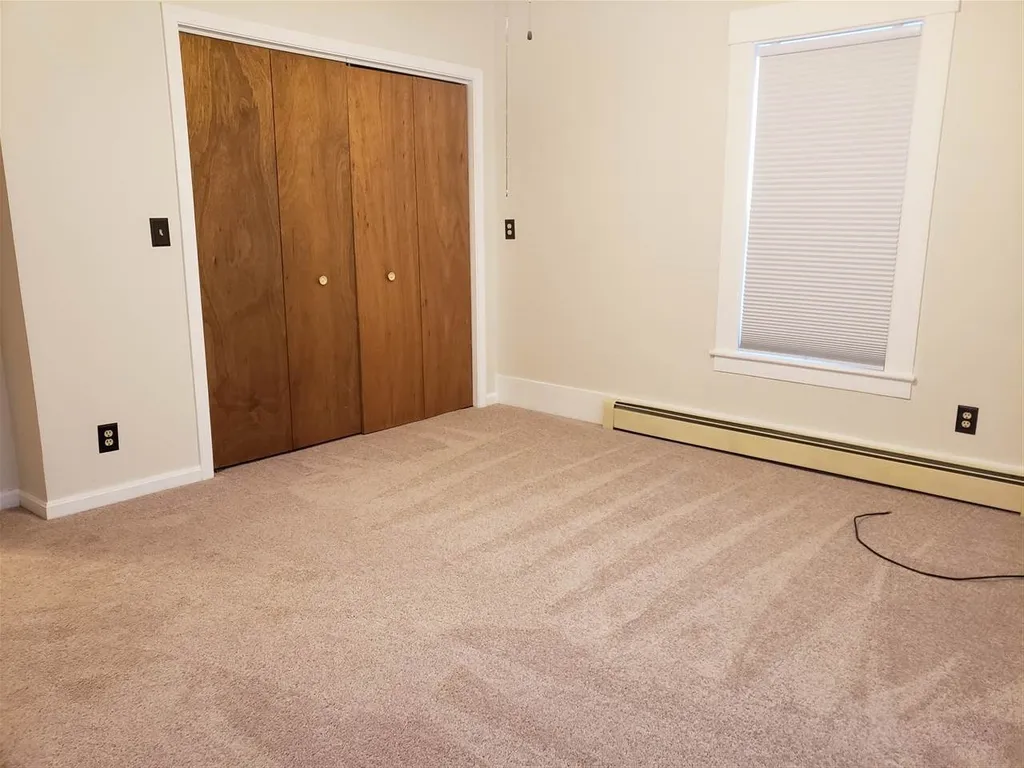 29 Pearl Street Laconia NH 03246