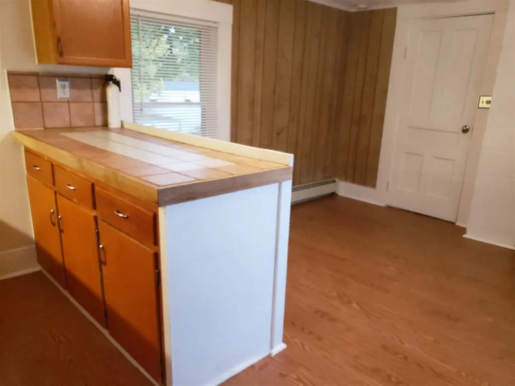 29 Pearl Street Laconia NH 03246