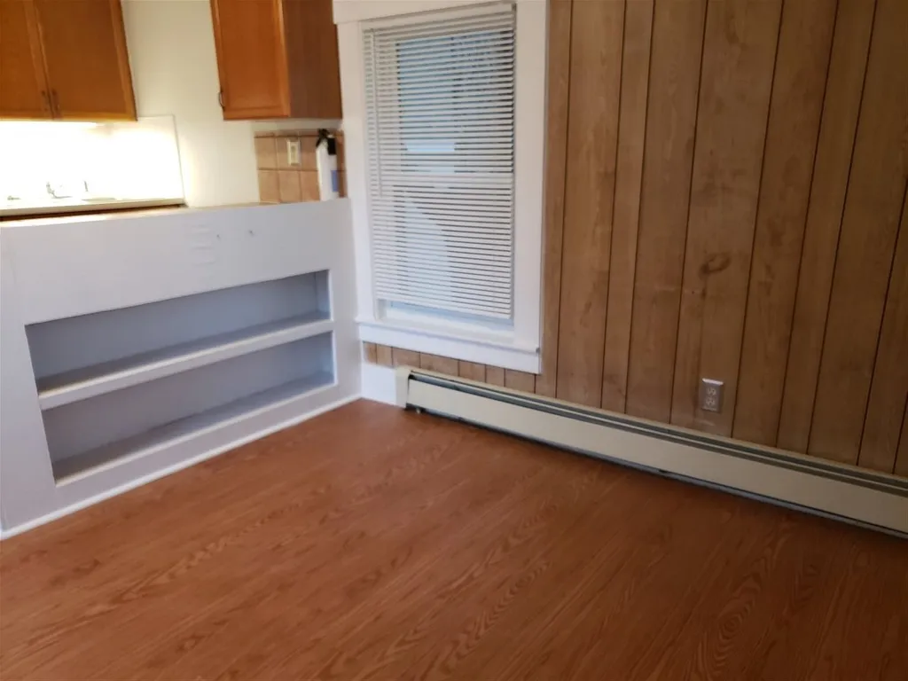 29 Pearl Street Laconia NH 03246