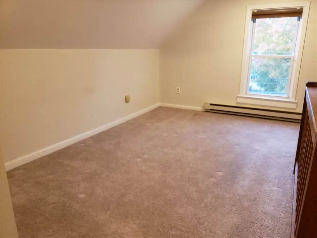 29 Pearl Street Laconia NH 03246