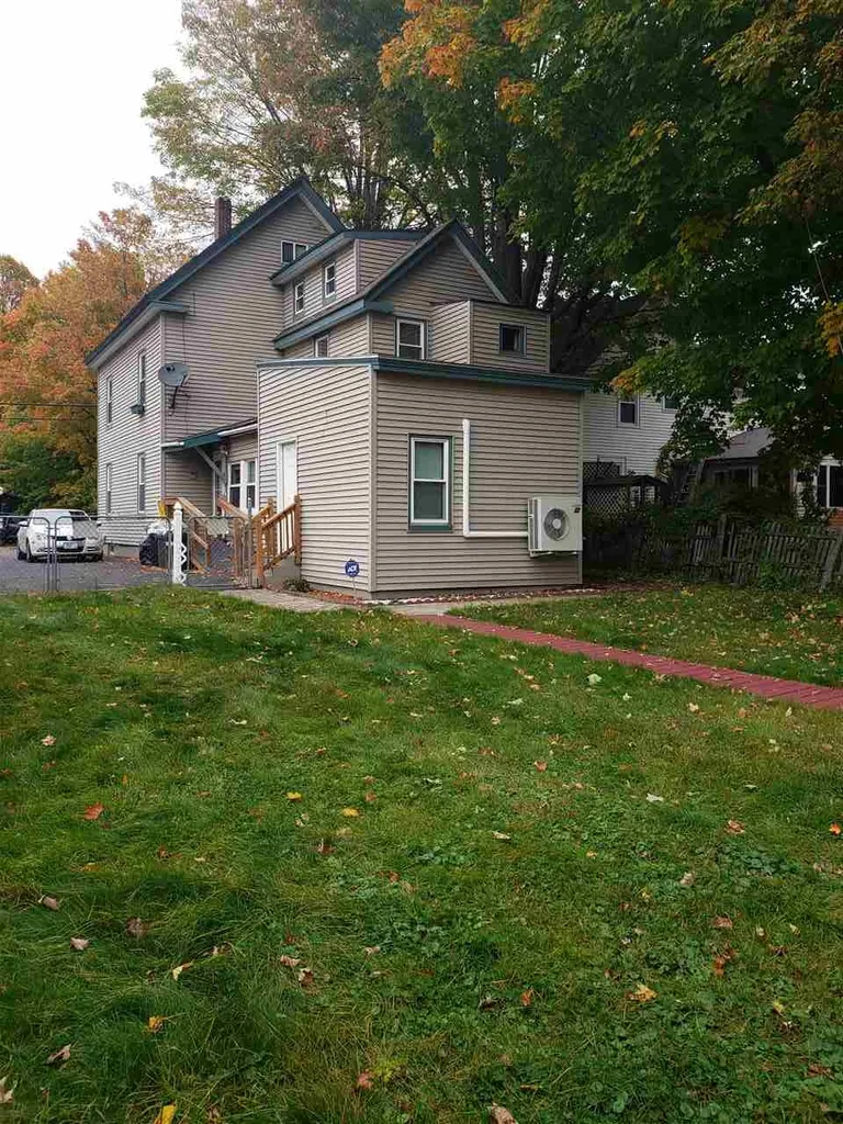 29 Pearl Street Laconia NH 03246