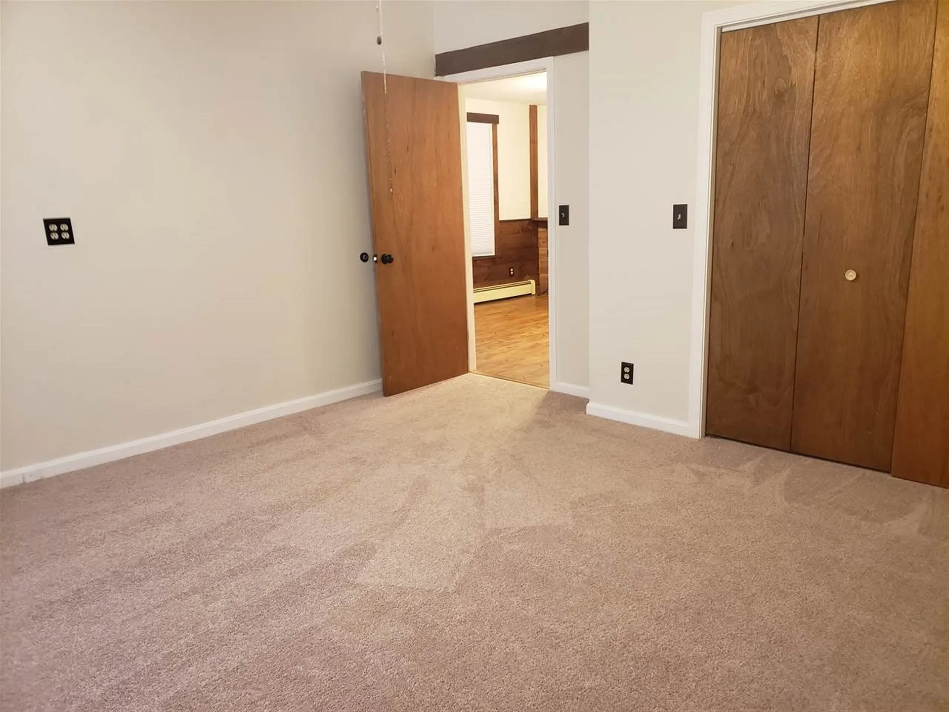 29 Pearl Street Laconia NH 03246