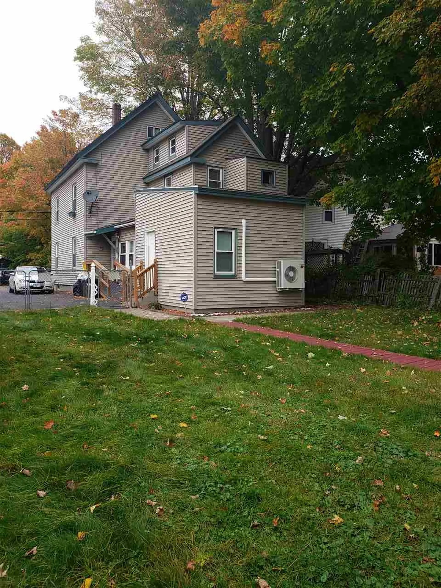 29 Pearl Street Laconia NH 03246