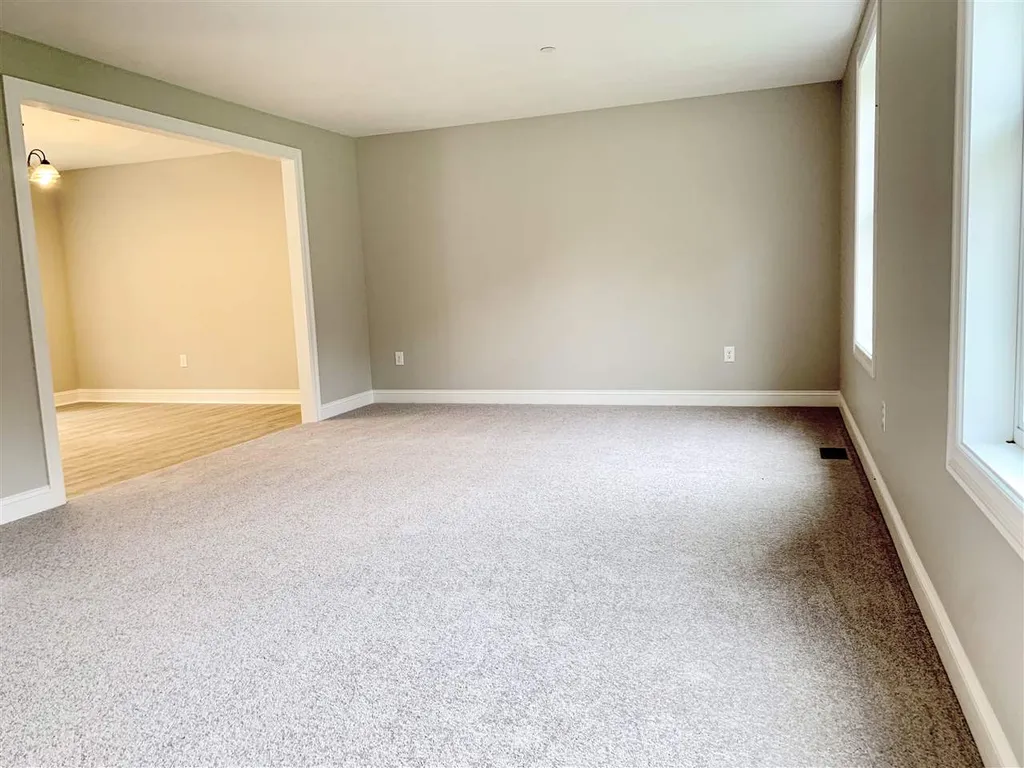 31 Laperle Drive Rochester NH 03867-8500