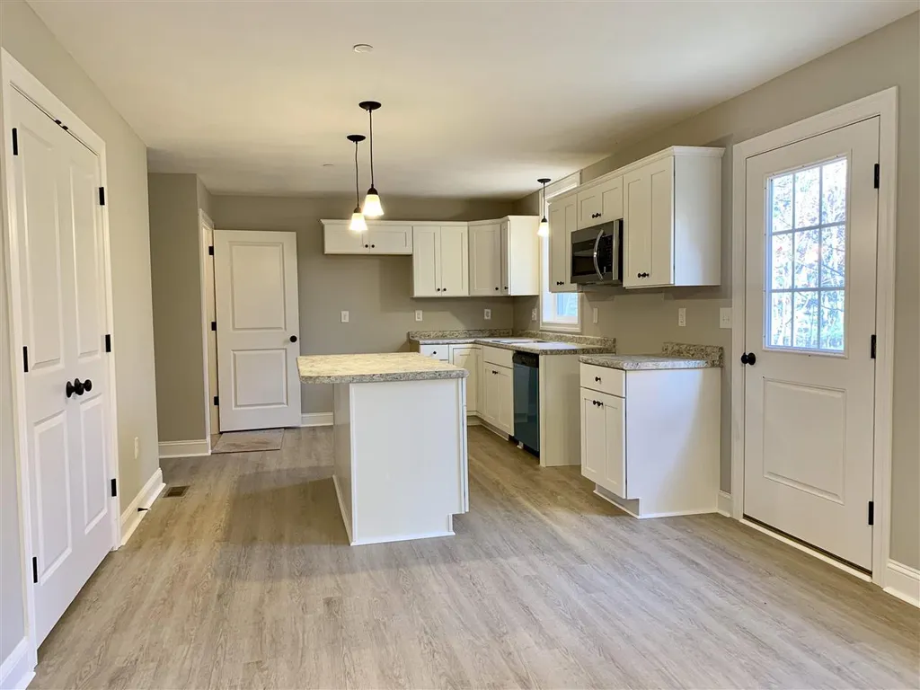31 Laperle Drive Rochester NH 03867-8500