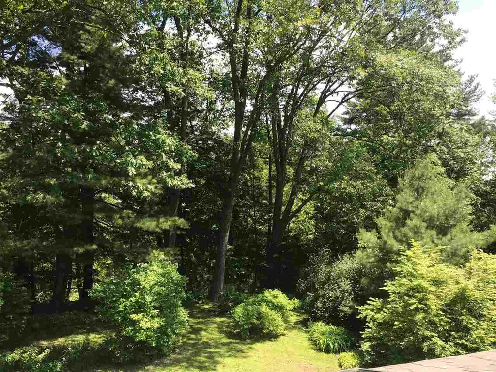 30 Victoria Drive South Burlington VT 05403
