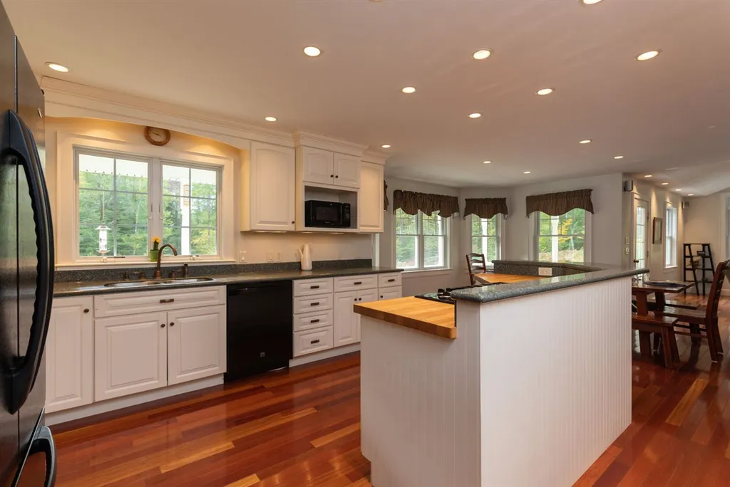 303 Reservoir Road Strafford NH 03884
