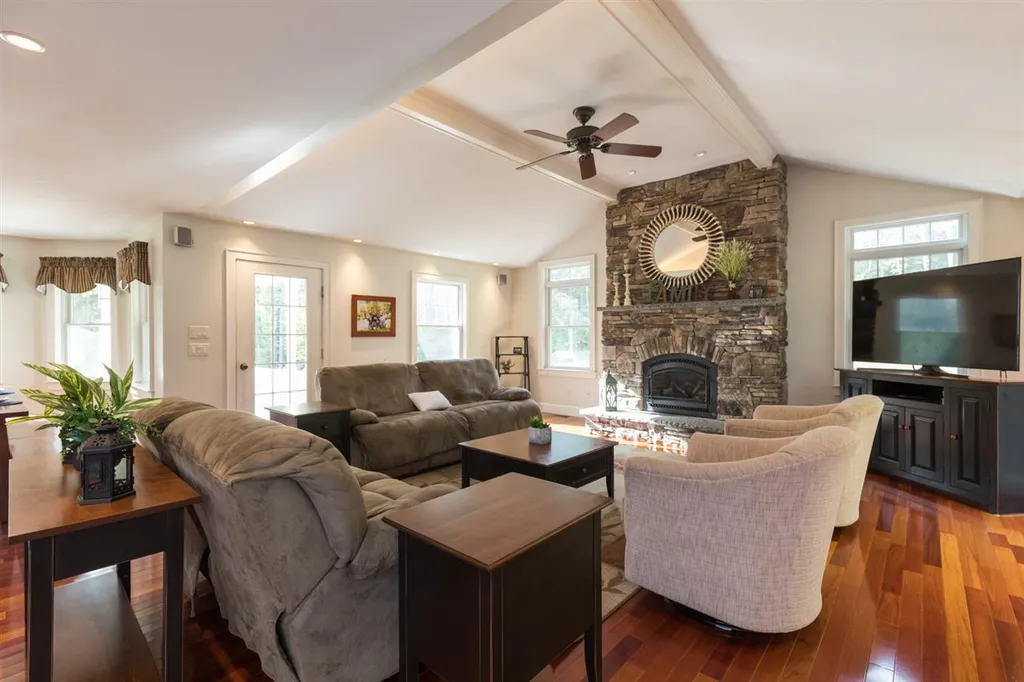 303 Reservoir Road Strafford NH 03884