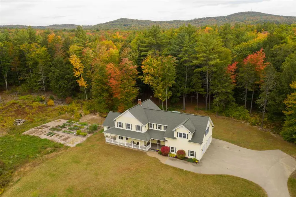 303 Reservoir Road Strafford NH 03884