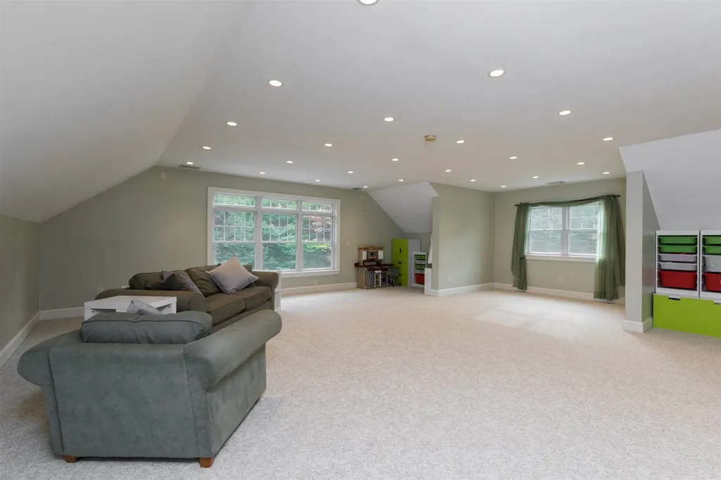 303 Reservoir Road Strafford NH 03884
