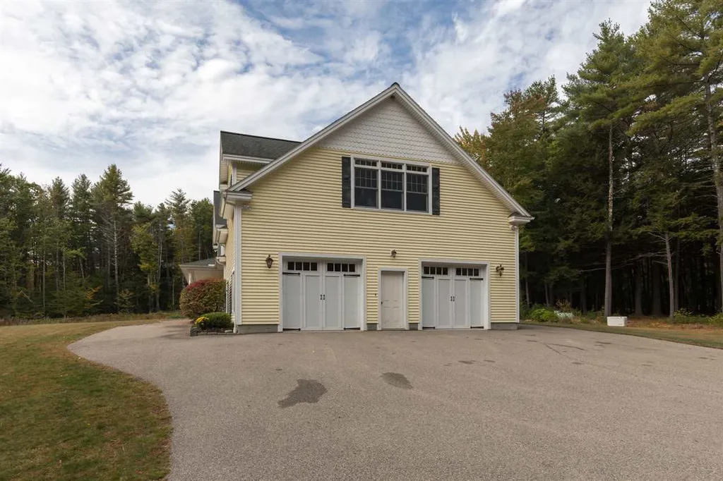 303 Reservoir Road Strafford NH 03884