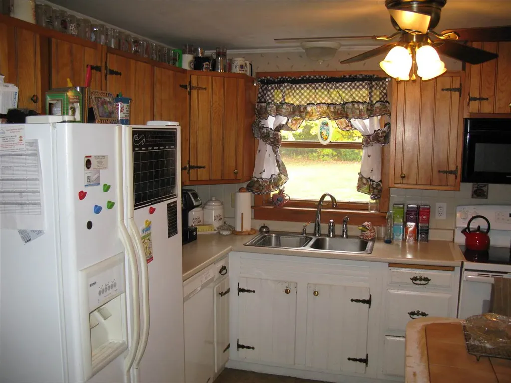 906 Milan Hill Road Milan NH 03588