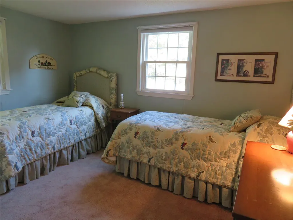 2 Clara Street Exeter NH 03833