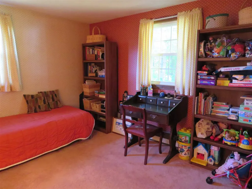 2 Clara Street Exeter NH 03833