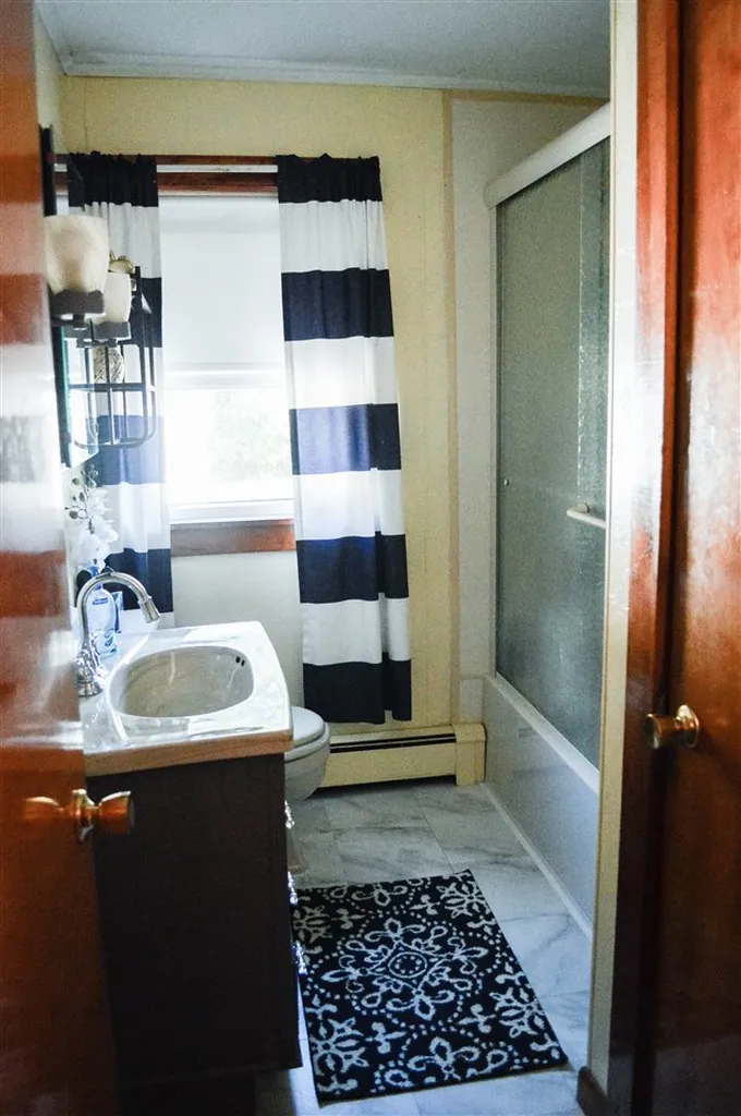 44 Chamberlain Street Rochester NH 03867