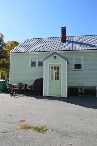 44 Chamberlain Street Rochester NH 03867