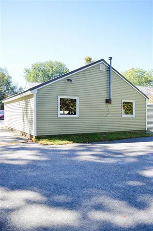 44 Chamberlain Street Rochester NH 03867