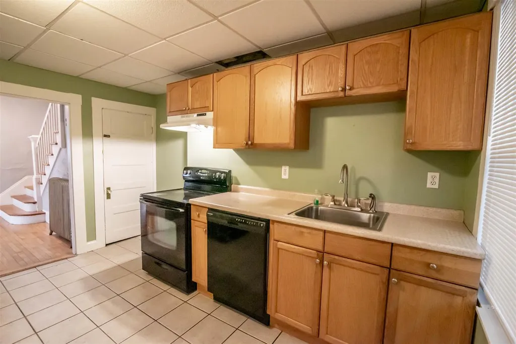 957 Union Street Manchester NH 03104